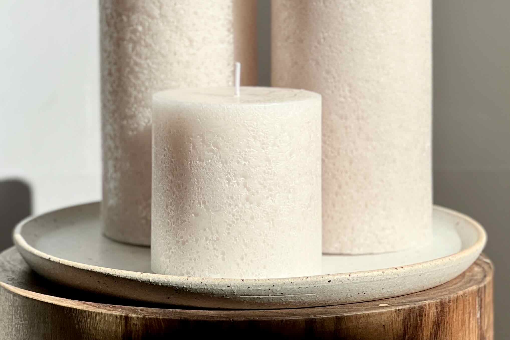 Neutral style candles