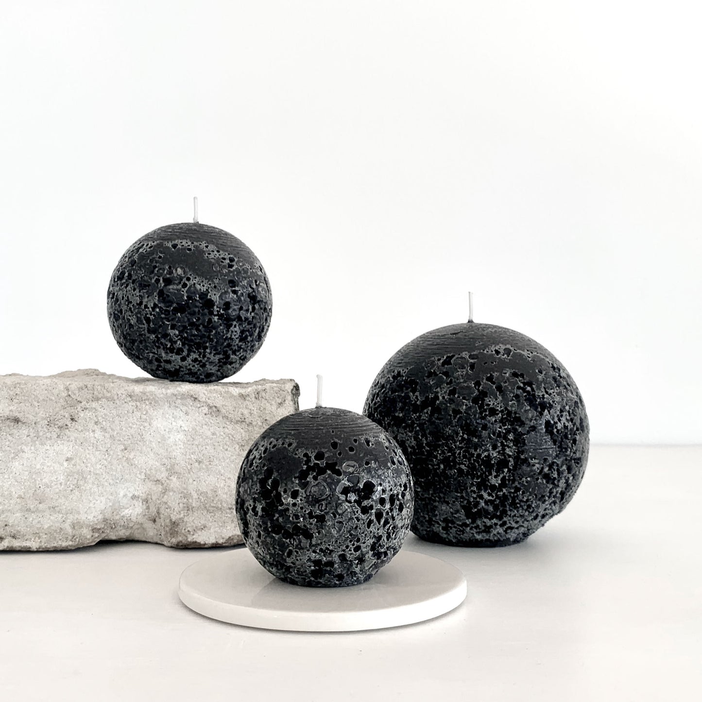 Textured ball candles