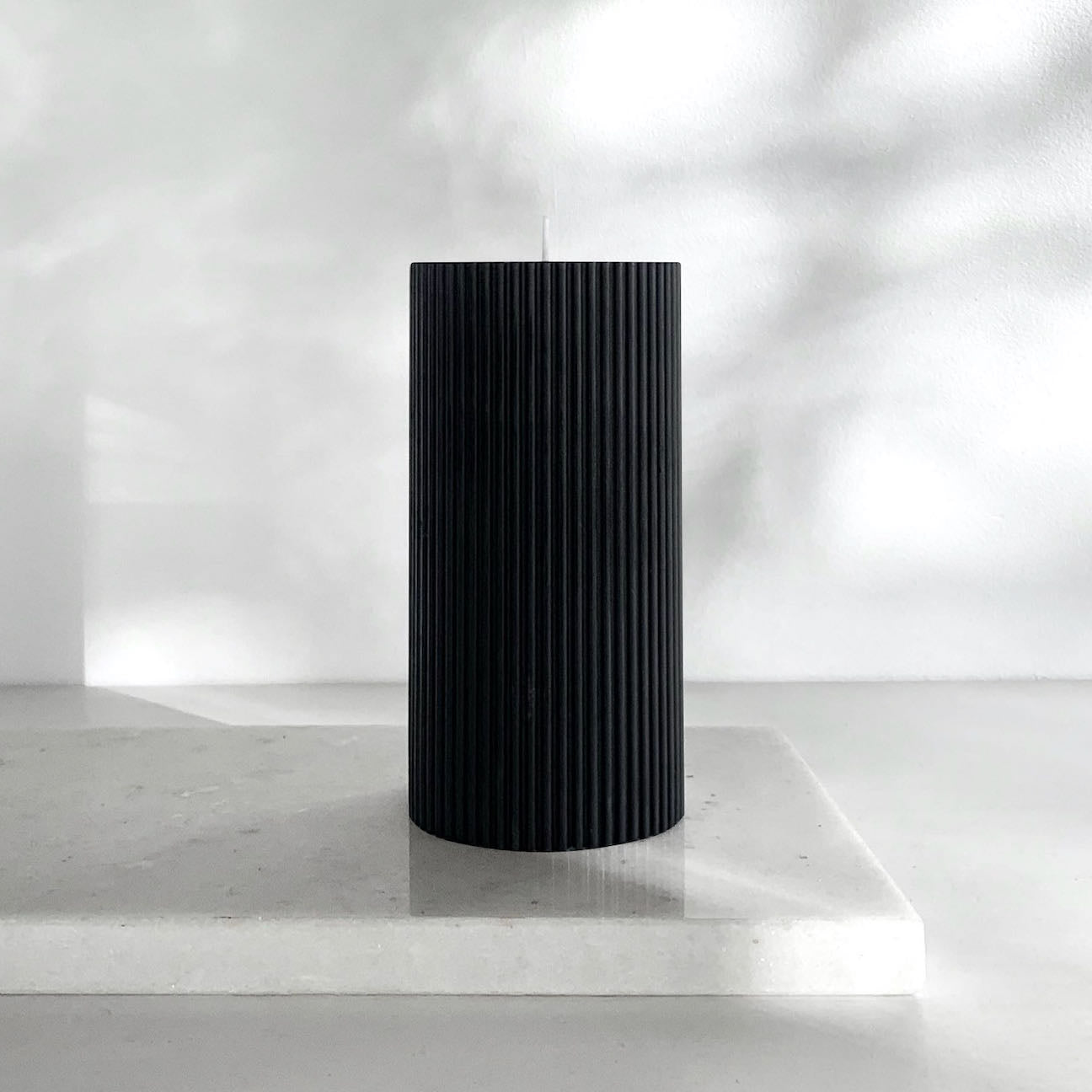 Black ripple pillar candle
