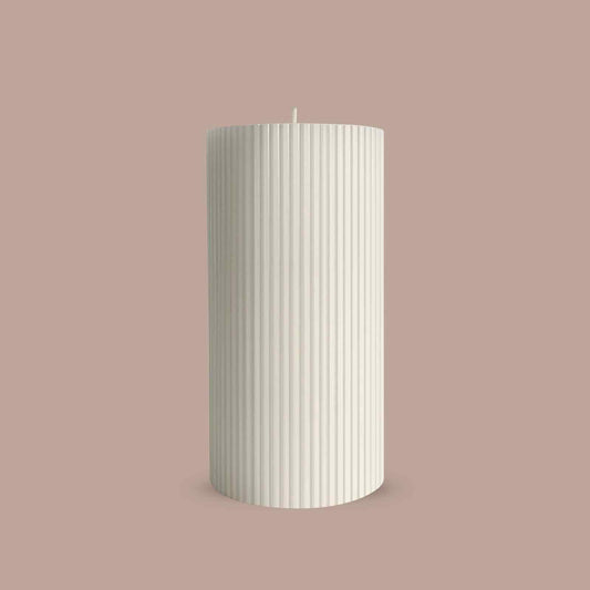 White ripple column candle