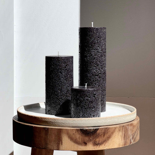 Black textured pillar candle gift set