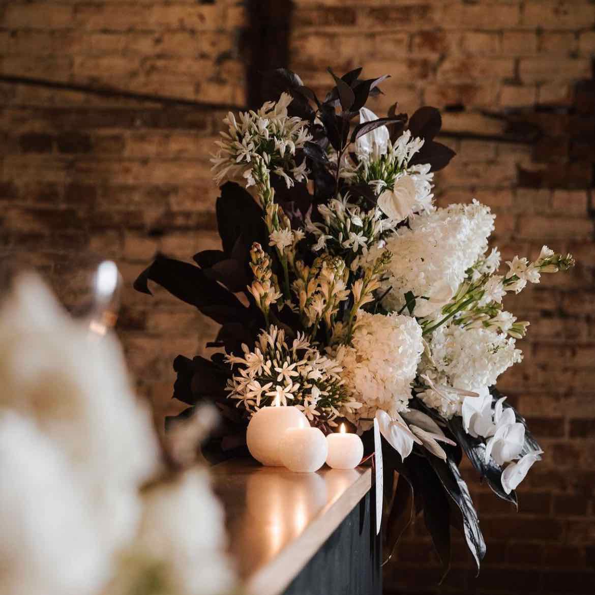 Rustic white sphere candles