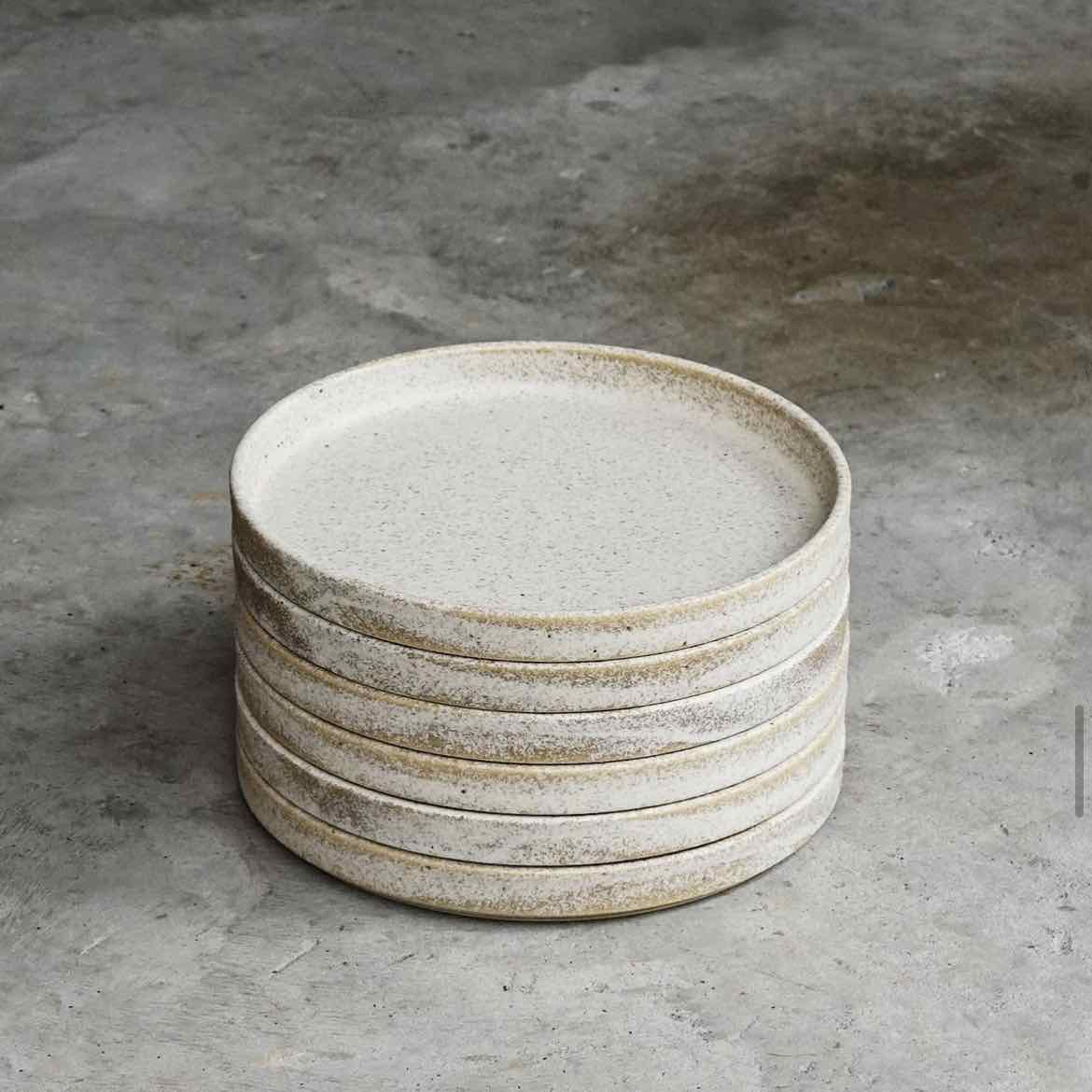 Natural ceramic plates