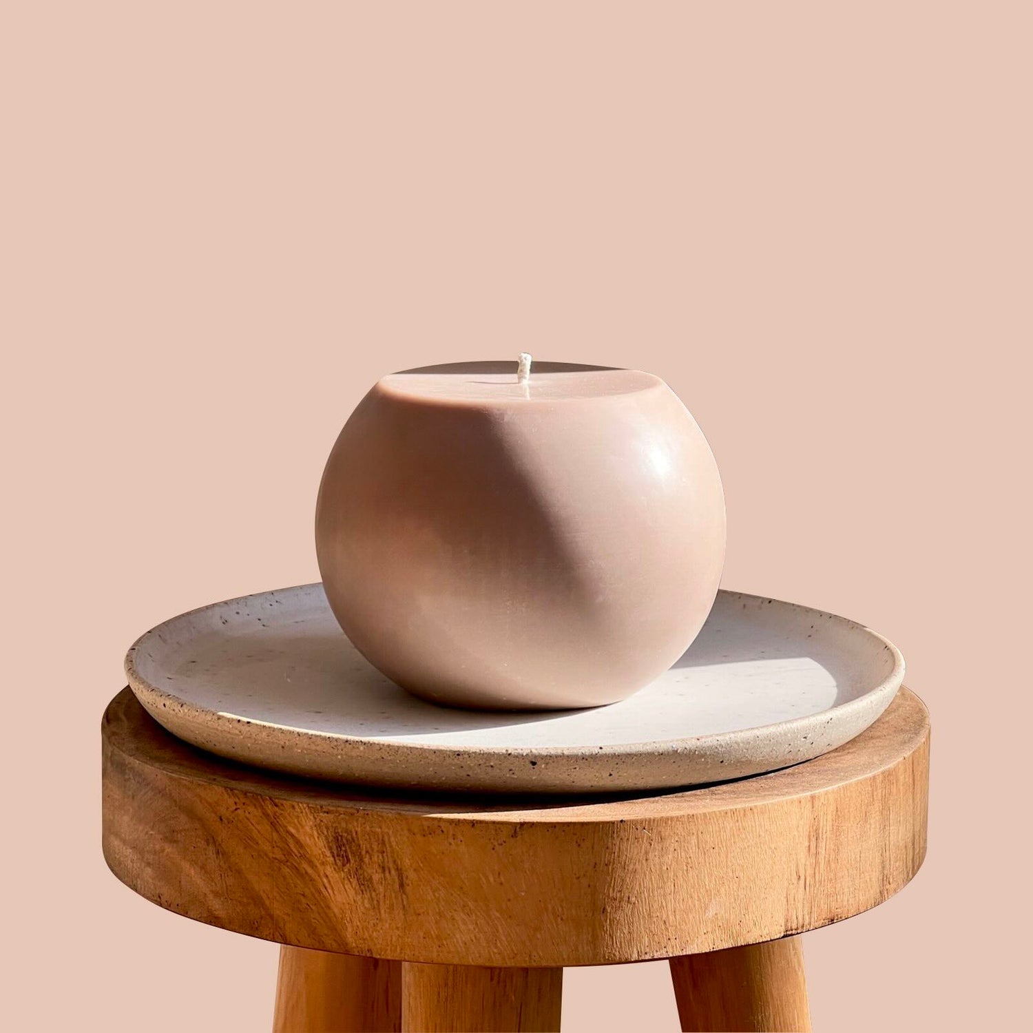 Large floating round candle