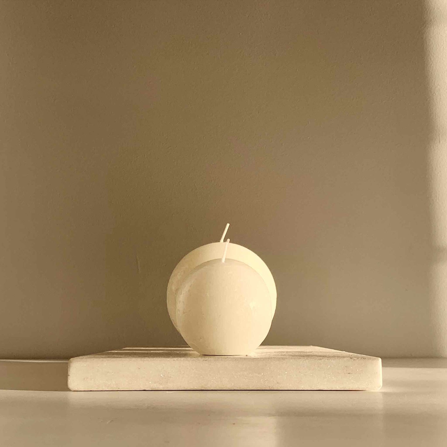 Round white candle